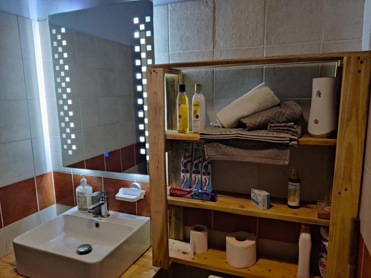 Ashiana Oceanside Apartment Flic-en-Flacq Екстериор снимка